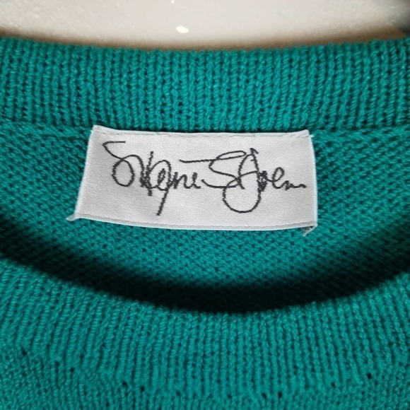 vintage St. John green star knit sweater, size 2, nwt - Picture 2 of 9